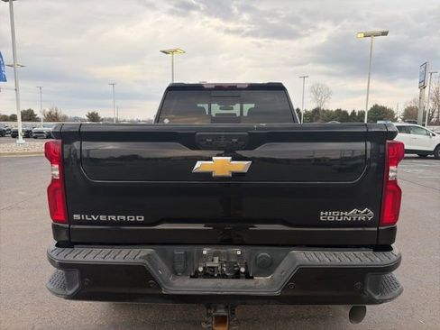 Used 2022 Chevrolet Silverado 2500 High Country image 6