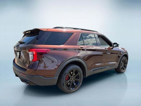 Used 2020 Ford Explorer ST w/ ST Street Pack AWD/4WD image 4