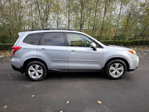 Used 2014 Subaru Forester 2.5i Limited AWD/4WD image 4