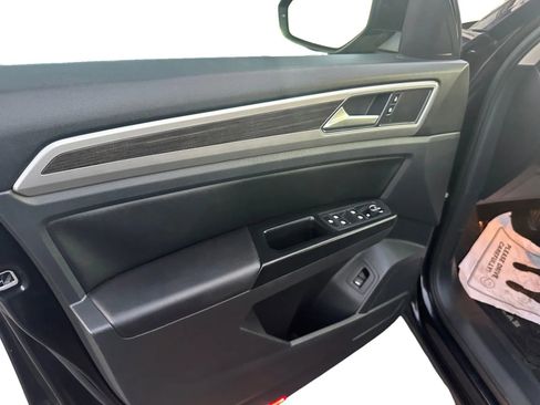 Used 2018 Volkswagen Atlas SE image 10