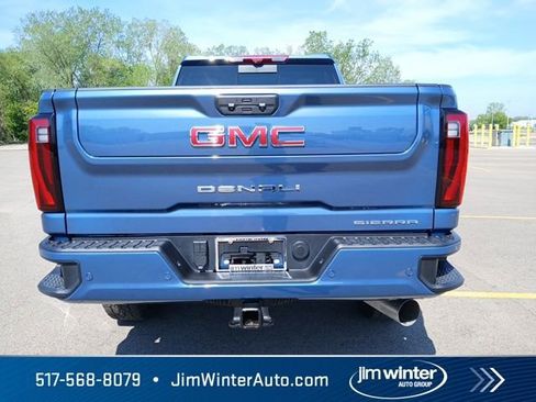 Used 2025 GMC Sierra 2500 Denali w/ Denali Reserve Package AWD/4WD image 9