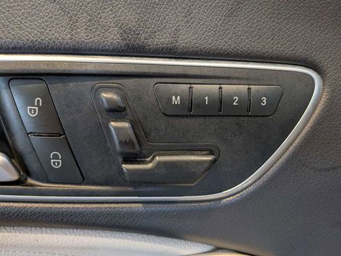 Used 2015 Mercedes-Benz CLA 250 image 14