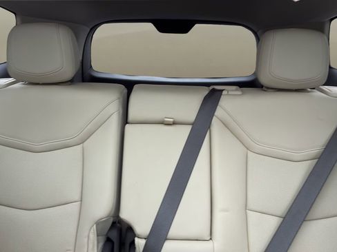 Certified 2022 Cadillac XT6 Premium Luxury image 15