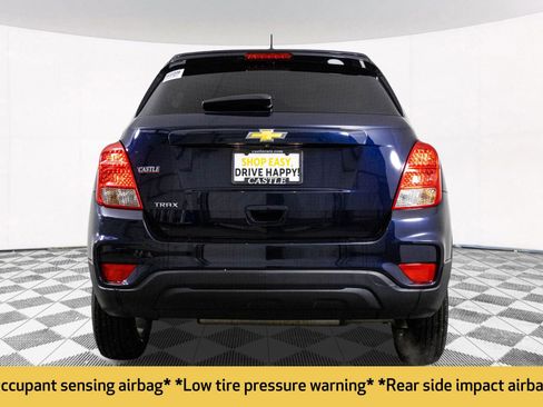 Certified 2022 Chevrolet Trax LS w/ Tint and Cruise Package image 16