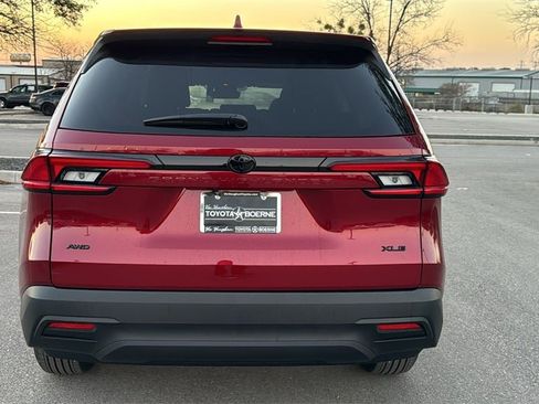 New 2026 Toyota Grand Highlander XLE image 7