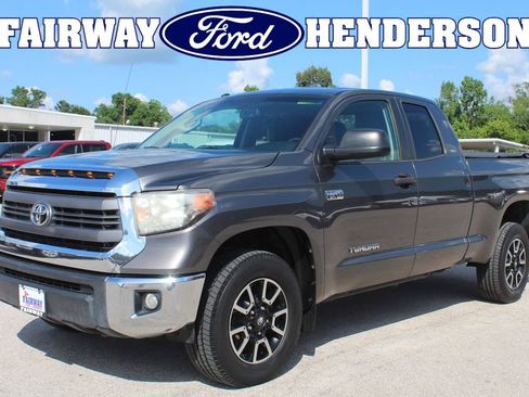 Used 2015 Toyota Tundra SR AWD/4WD image 1