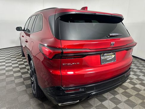 Used 2025 Buick Enclave Sport Touring w/ Power Package FWD image 3