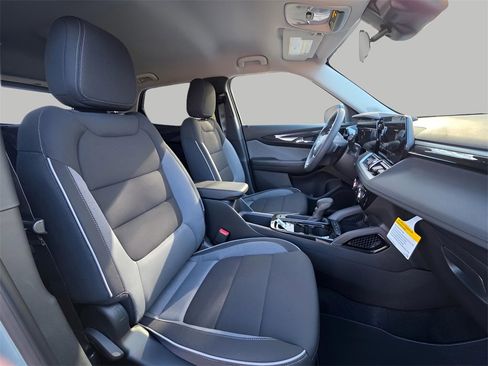 New 2026 Chevrolet TrailBlazer LT image 12