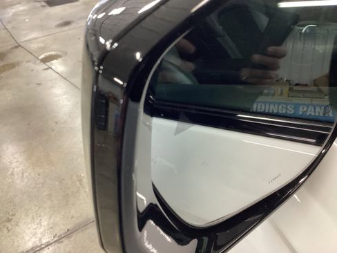 Used 2024 Jeep Grand Cherokee Altitude image 12