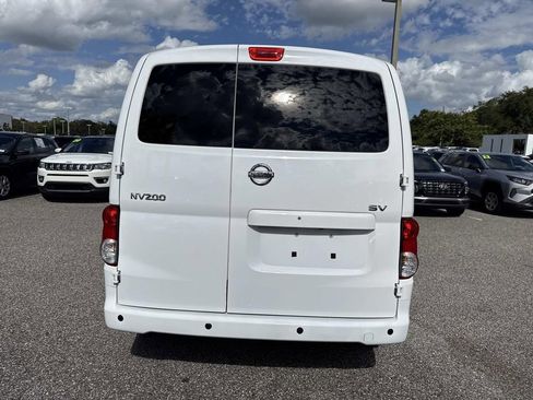 Used 2021 Nissan NV200 SV w/ Back Door Glass Package image 5