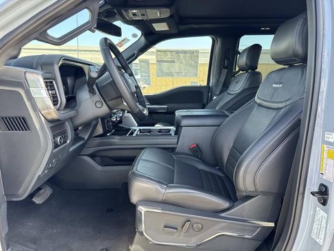 New 2025 Ford F350 Platinum image 19