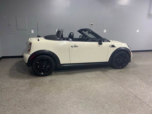 Used 2014 MINI Cooper Roadster image 10