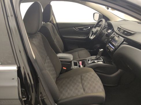 Used 2022 Nissan Rogue Sport SV FWD image 21