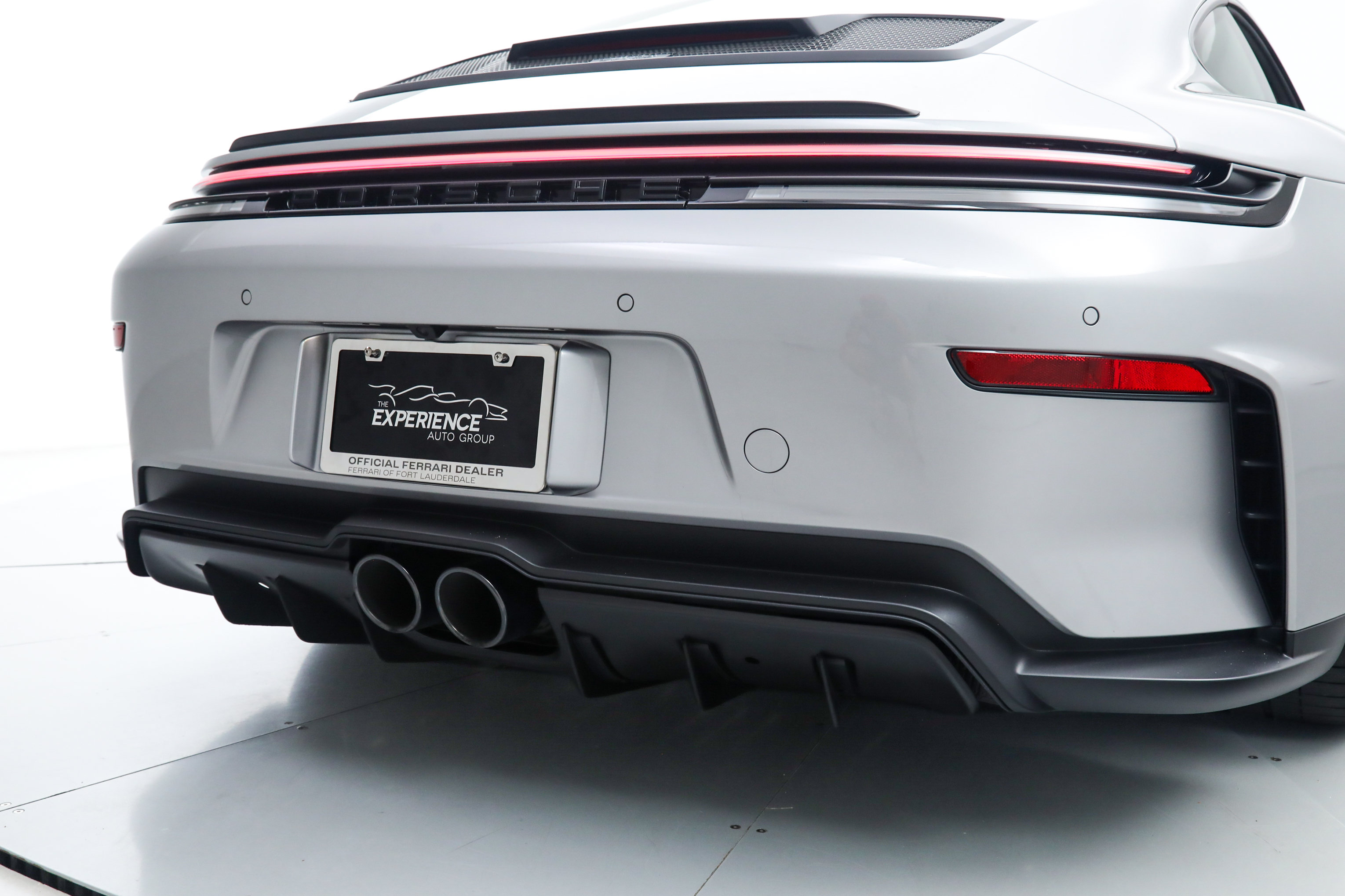 Used 2026 Porsche 911 GT3 RWD image 14