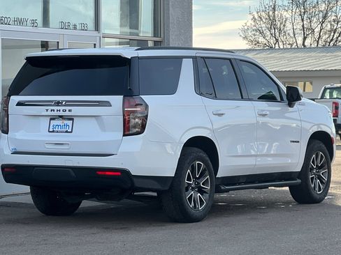 Used 2022 Chevrolet Tahoe Z71 w/ Luxury Package image 3