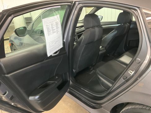Used 2021 Honda Civic Sport image 17