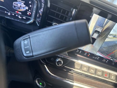 Certified 2024 GMC Sierra 2500 SLT w/ SLT Premium Package image 16