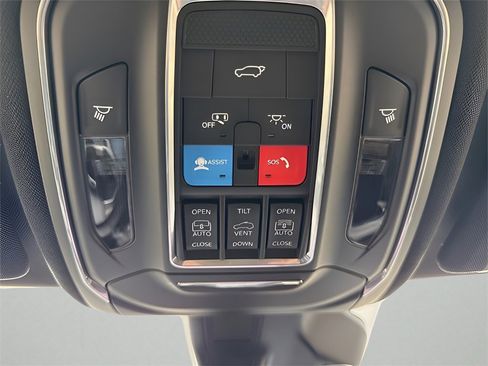 New 2025 Jeep Grand Cherokee L Limited w/ Luxury Tech Group II image 51