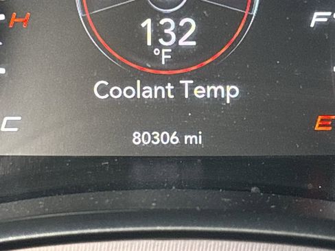 Used 2019 Dodge Charger SXT image 30