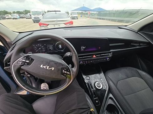 Used 2023 Kia Niro Wind FWD image 8