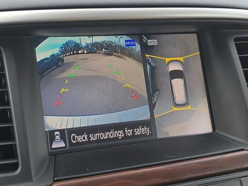 Used 2017 Nissan Pathfinder Platinum image 14