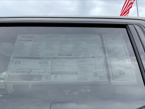 New 2025 GMC Sierra 1500 AT4 w/ AT4 Premium Package image 18