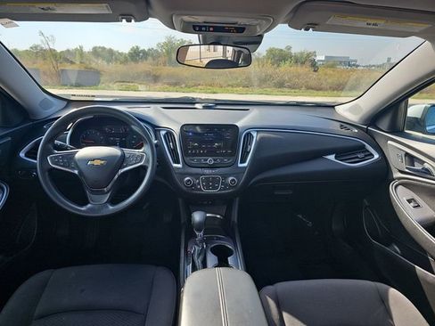Used 2024 Chevrolet Malibu LT image 19