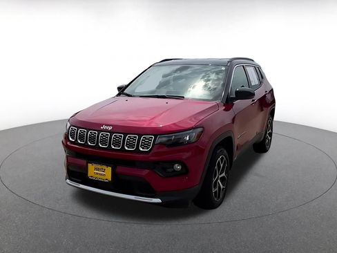 Used 2025 Jeep Compass Limited AWD/4WD image 7
