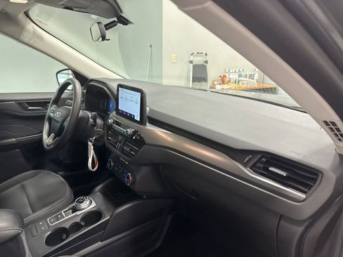 Used 2023 Ford Escape AWD image 42