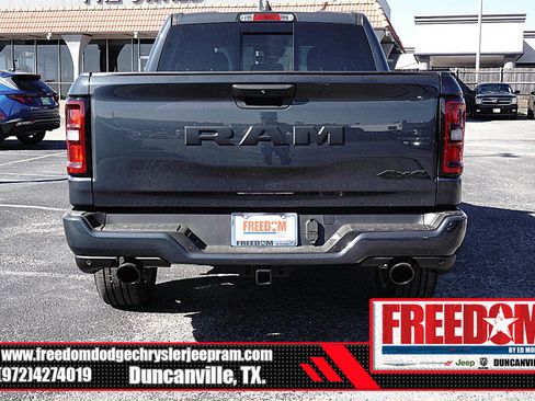 New 2026 RAM 1500 Express AWD/4WD image 4