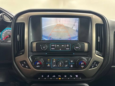Used 2017 GMC Sierra 2500 Denali w/ Duramax Plus Package AWD/4WD image 43