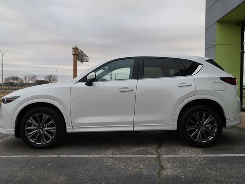 Used 2025 MAZDA CX-5 Signature image 7