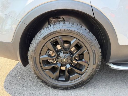 Used 2023 Kia Telluride SX Prestige X-Pro AWD/4WD image 9