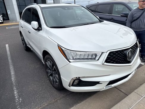 Used 2020 Acura MDX FWD w/ Advance Package image 3