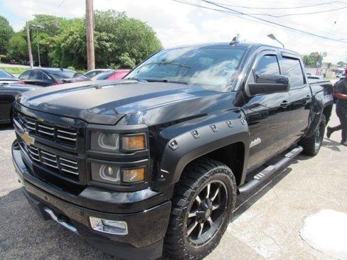 Used 2015 Chevrolet Silverado 1500 High Country w/ High Country Premium Package AWD/4WD image 2