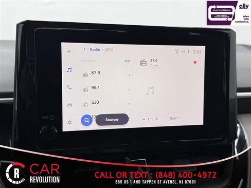 Used 2024 Toyota Corolla LE FWD image 16