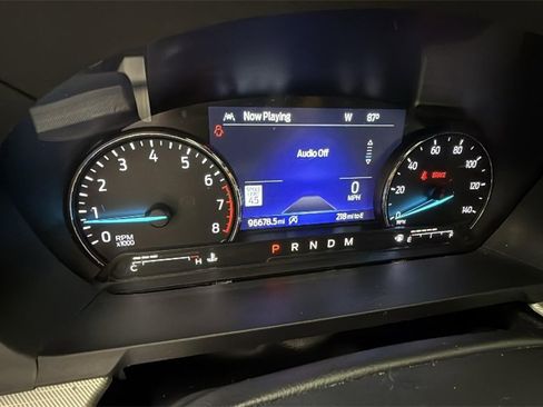 Used 2021 Ford Explorer XLT w/ Equipment Group 202A image 20