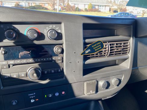 Used 2017 Chevrolet Express 3500 LT w/ LT Preferred Equipment Group image 37