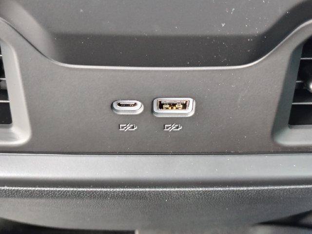 New 2026 Chevrolet Silverado 1500 RST w/ RST All Star Premium Package AWD/4WD image 32