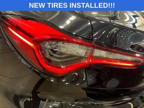 Used 2022 Acura TLX w/ Technology Package image 29