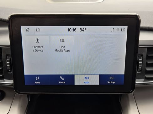 Used 2024 Ford Explorer XLT w/ Equipment Group 202A AWD/4WD image 15