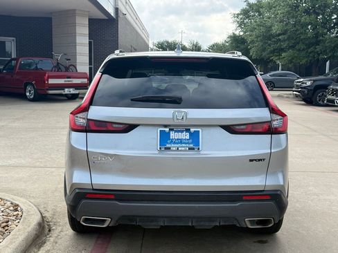 Used 2024 Honda CR-V Sport image 4