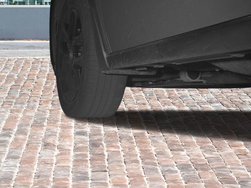 Used 2023 Honda HR-V Sport image 5