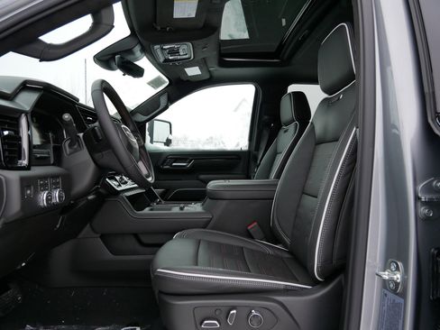 New 2026 GMC Sierra 2500 AT4X image 11