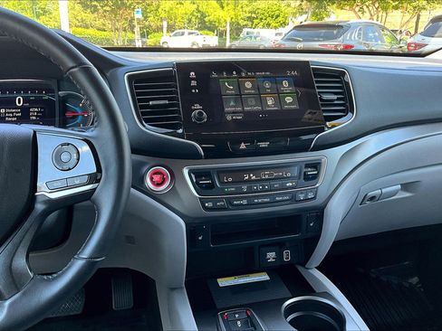 Used 2022 Honda Pilot Special Edition image 6