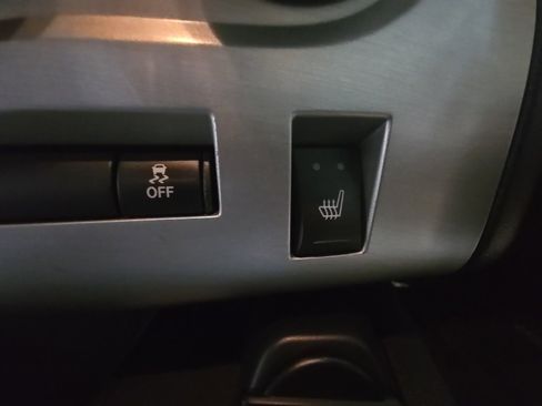 Used 2011 Dodge Challenger SRT8 image 18