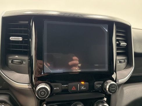 New 2026 RAM 1500 Express AWD/4WD image 28