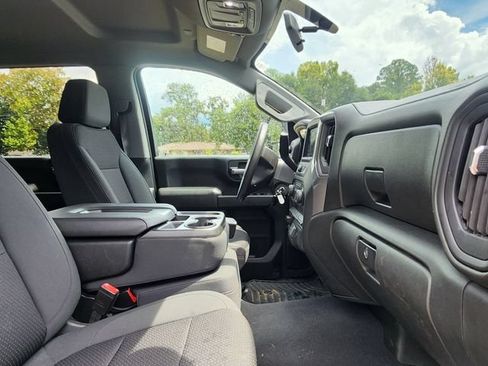 Used 2021 Chevrolet Silverado 2500 Custom w/ Custom Convenience Package AWD/4WD image 21