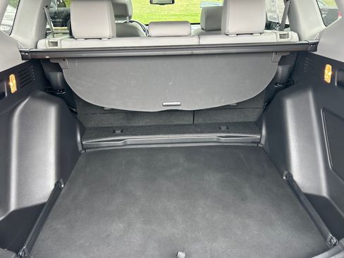 Used 2019 Honda CR-V Touring image 14