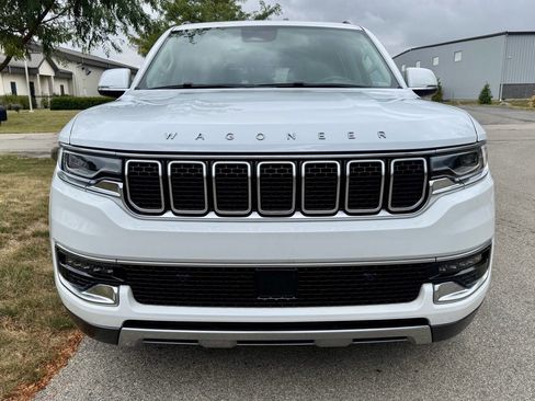 Used 2022 Jeep Wagoneer Series III image 3